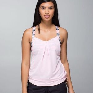 Lululemon Rest Less Tank in Heathered Barely Pink / Wamo Camo Built in Bra